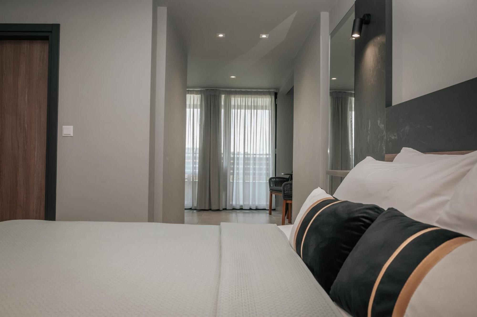 Elizabeth Queen Luxury Rooms Paralía Kültér fotó