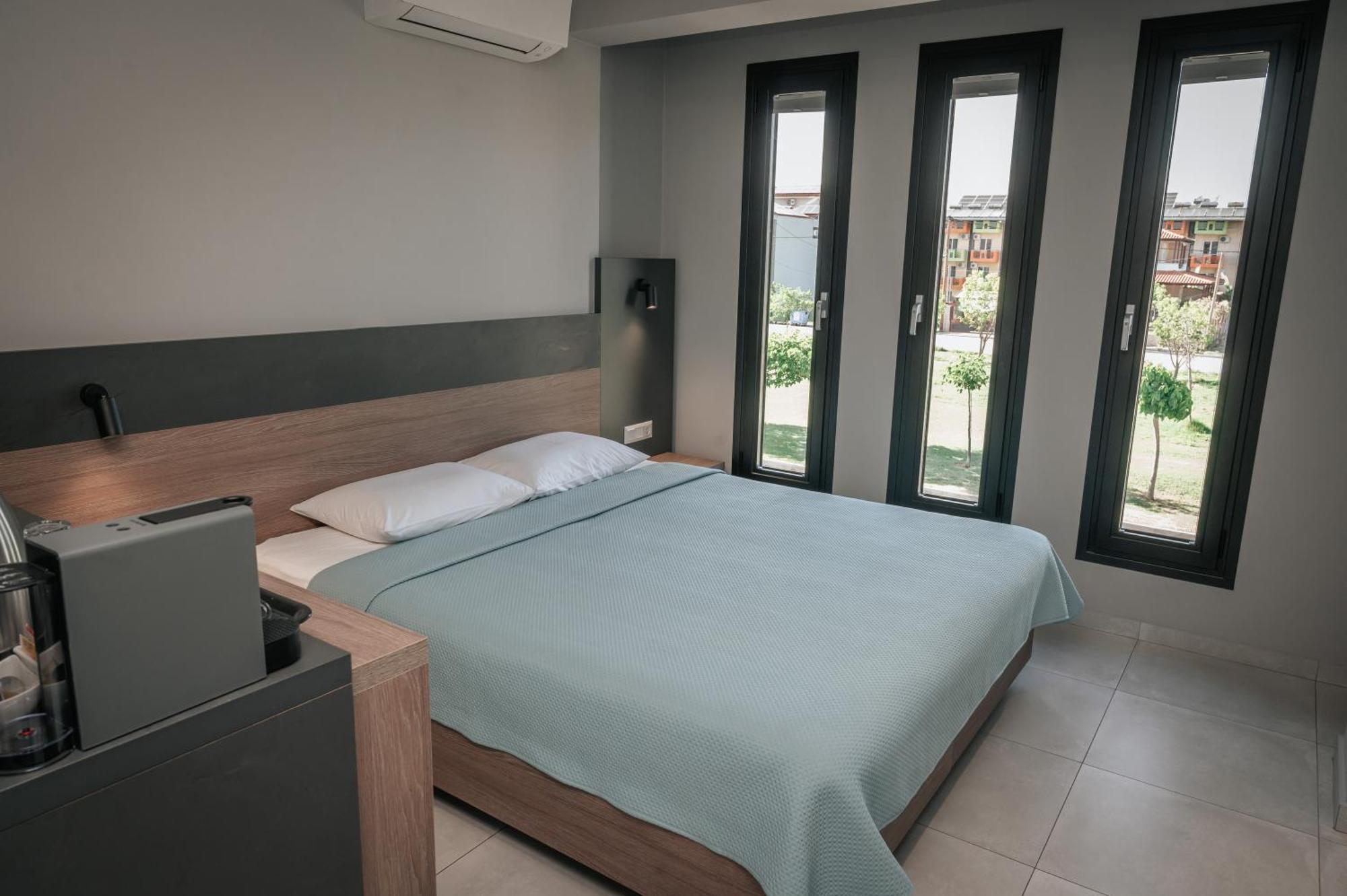 Elizabeth Queen Luxury Rooms Paralía Kültér fotó